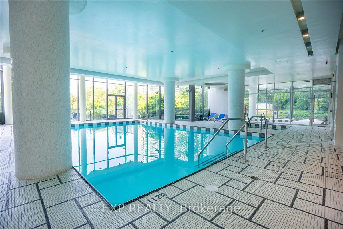 90 Park Lawn Rd, #2515