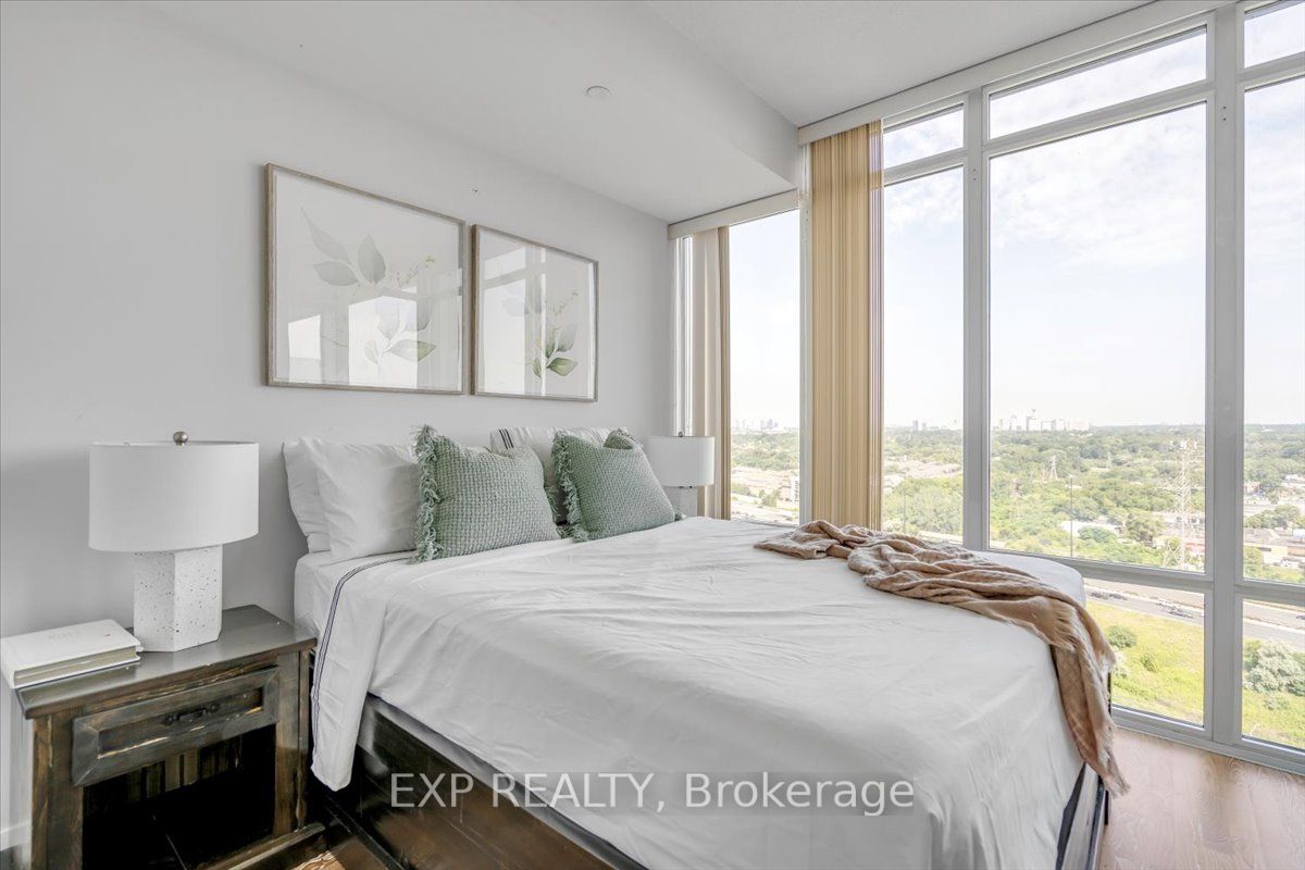 90 Park Lawn Rd, #2515