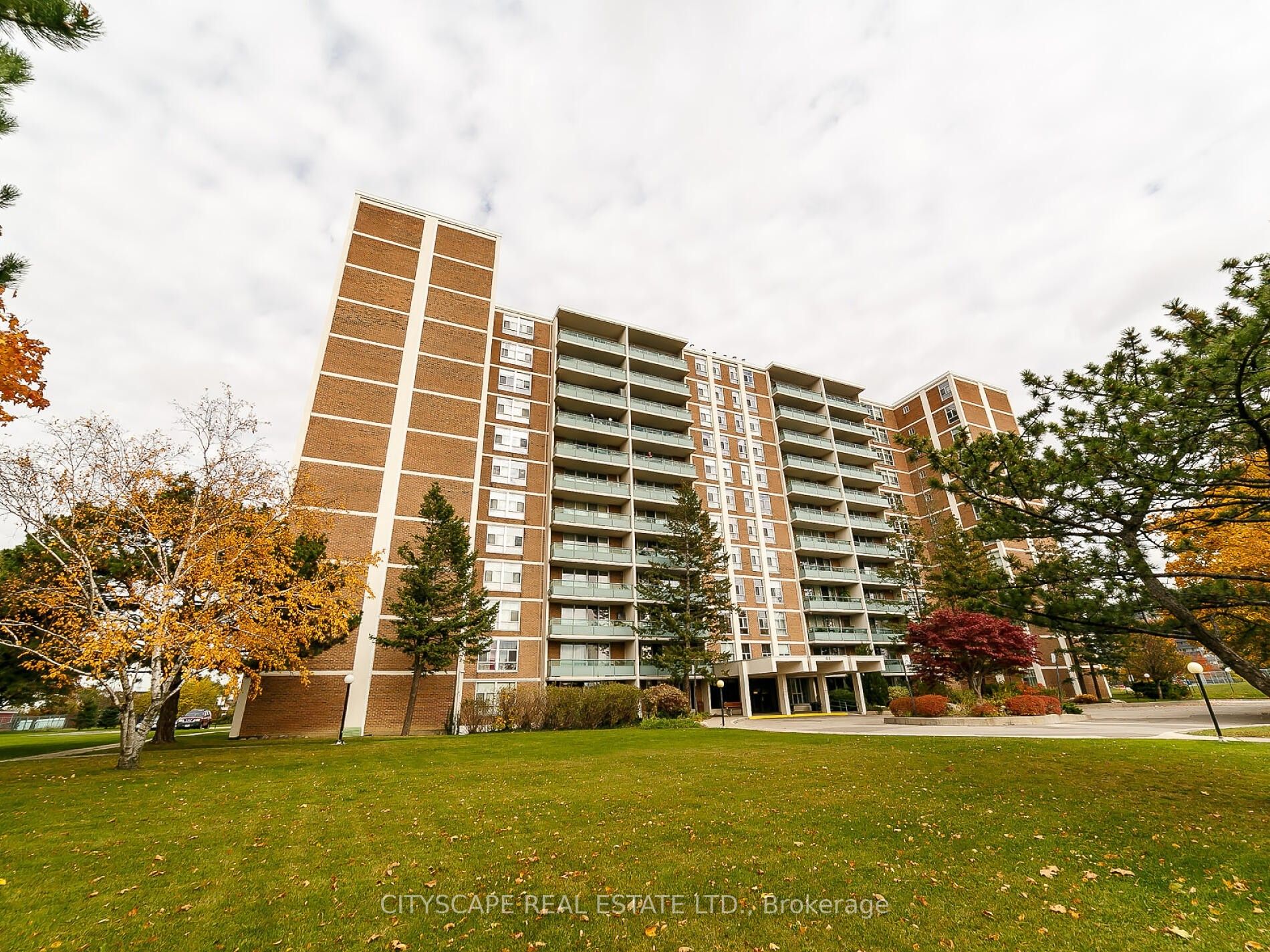 Listing W6807826 - Large Photo # 1
