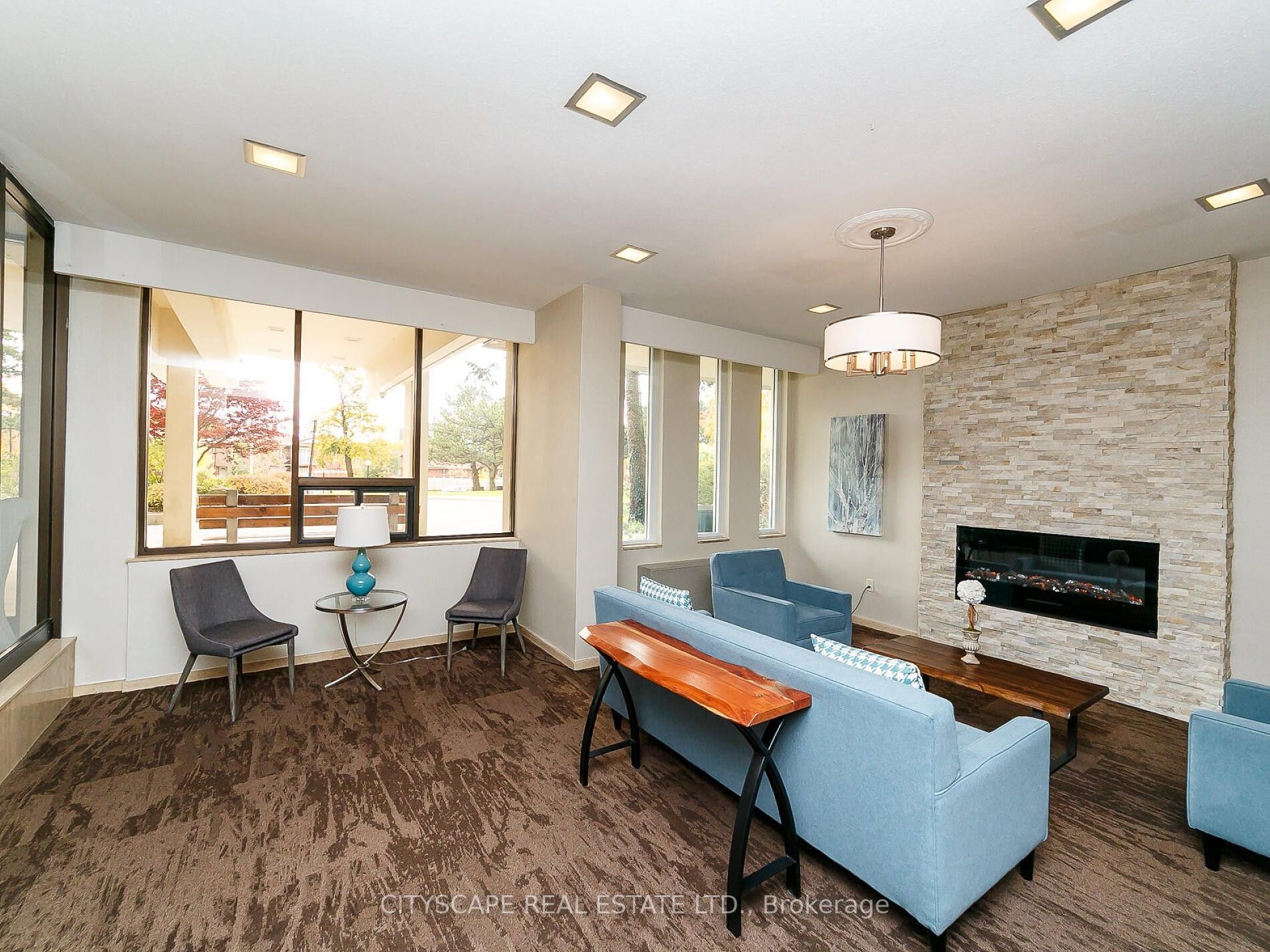 Listing W6807826 - Large Photo # 3