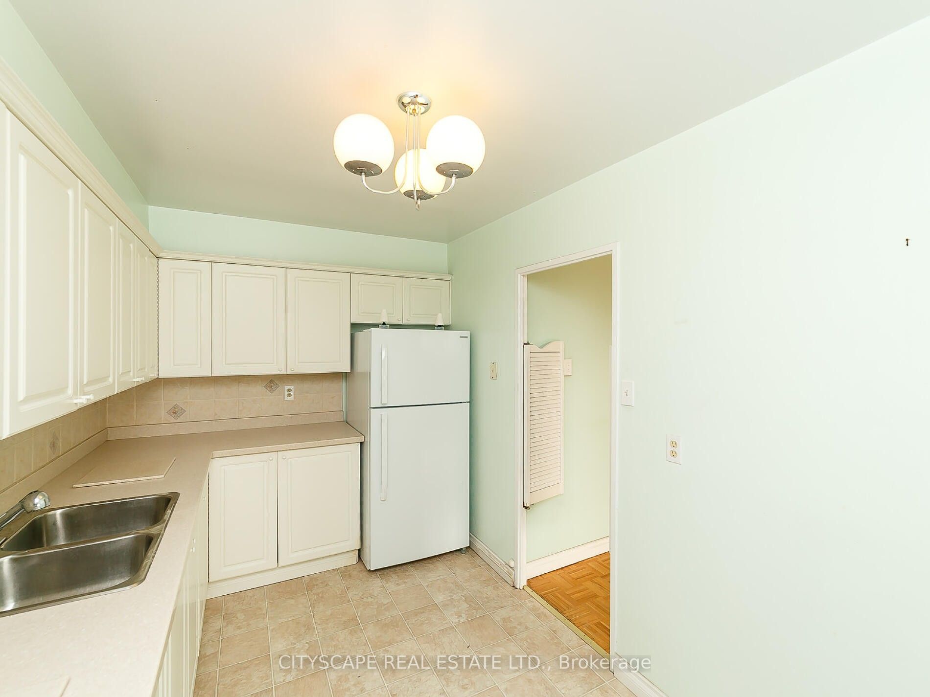 Listing W6807826 - Large Photo # 13