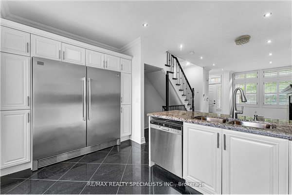 146 Resurrection Rd, Toronto