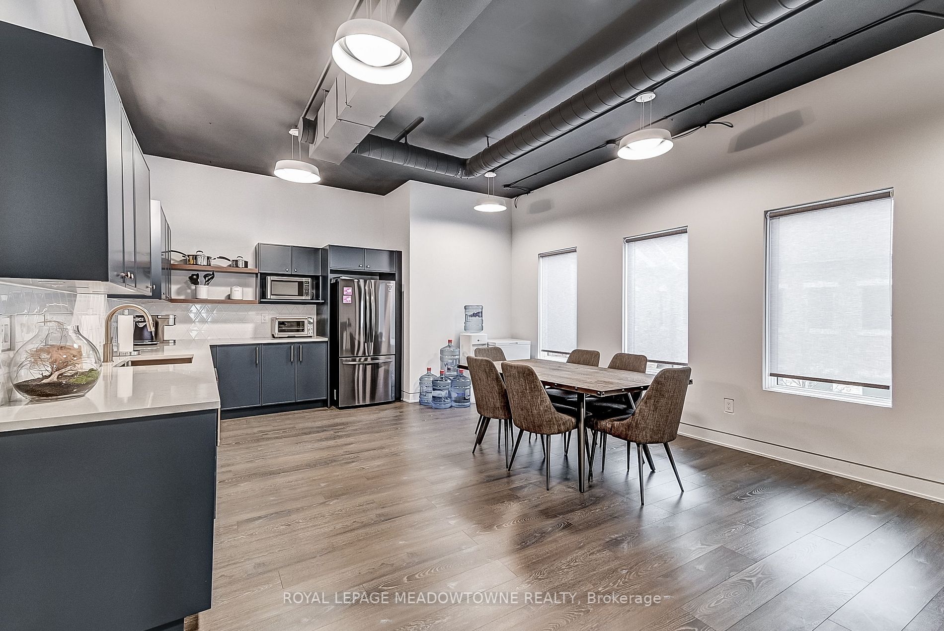 7145 West Credit Ave, #3-201