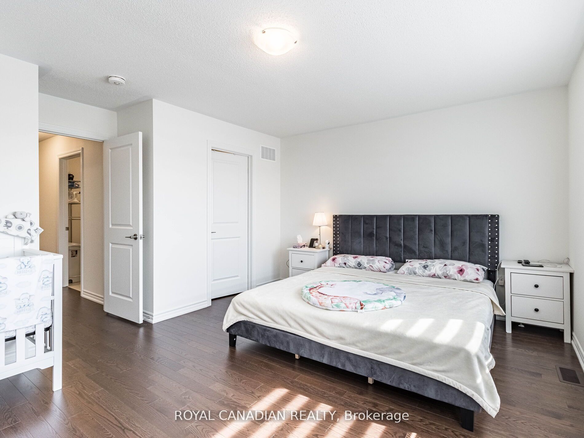 476 Bergamot Avenue