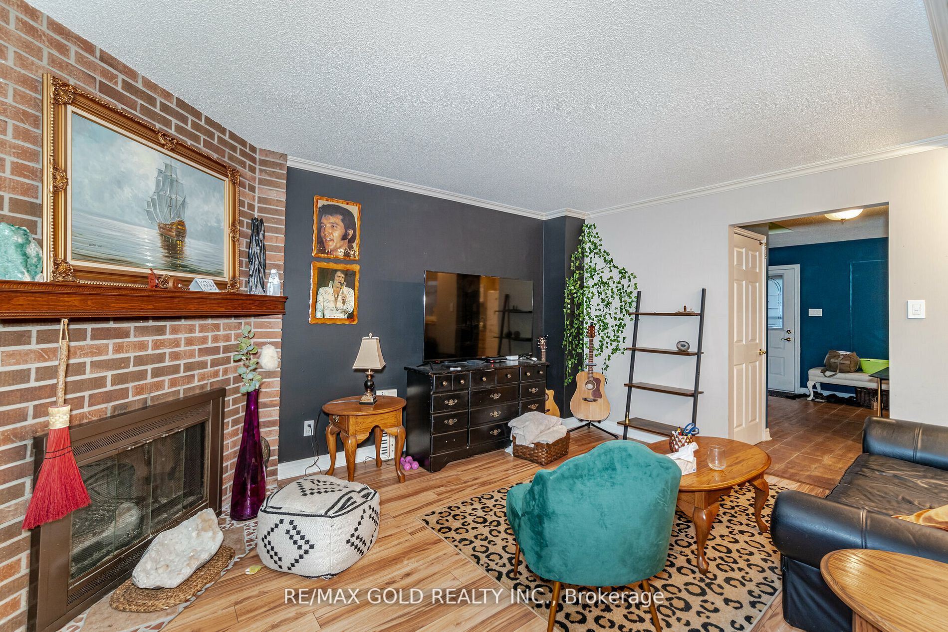 16 Wheatfield Rd