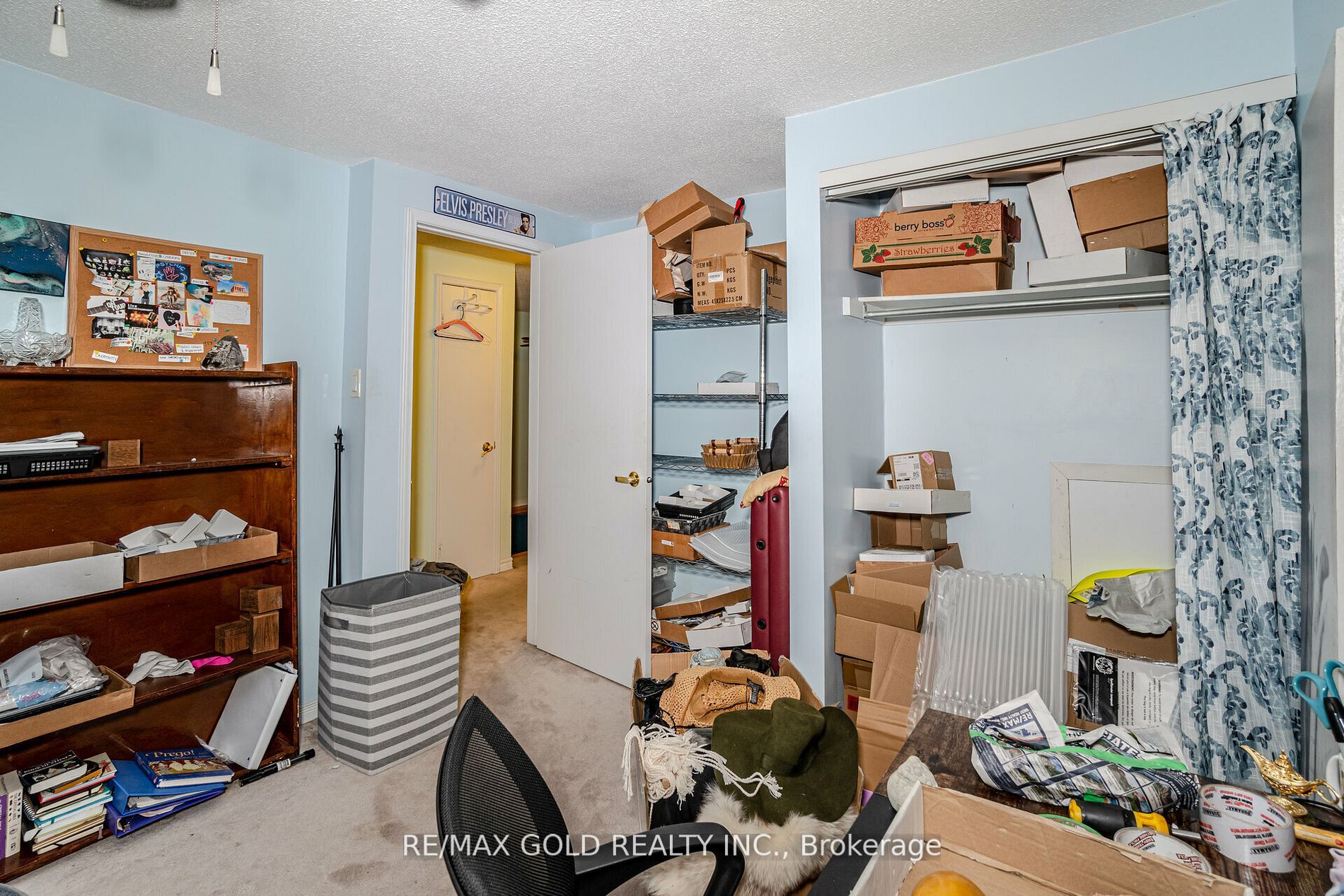 16 Wheatfield Rd