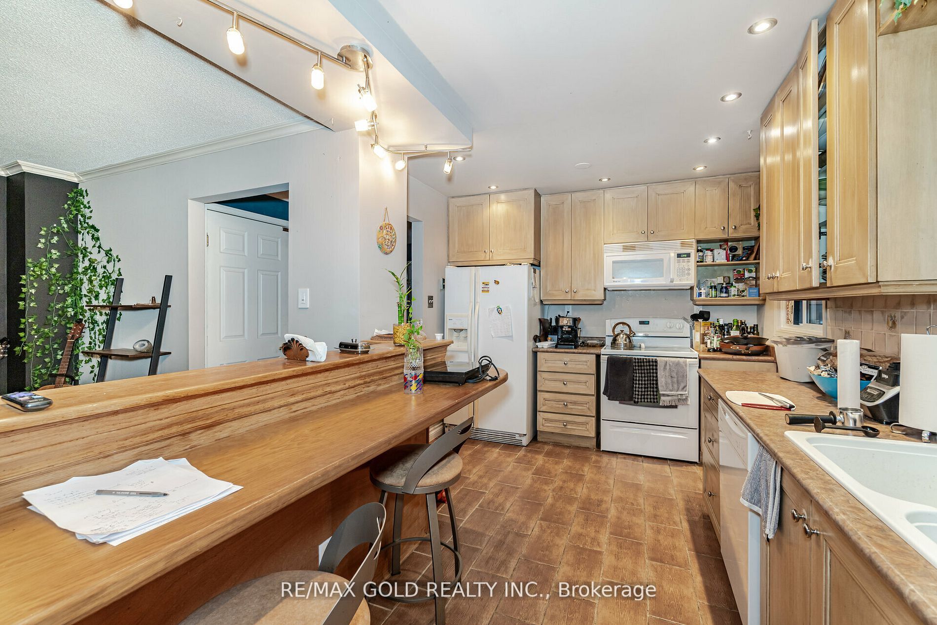 16 Wheatfield Rd