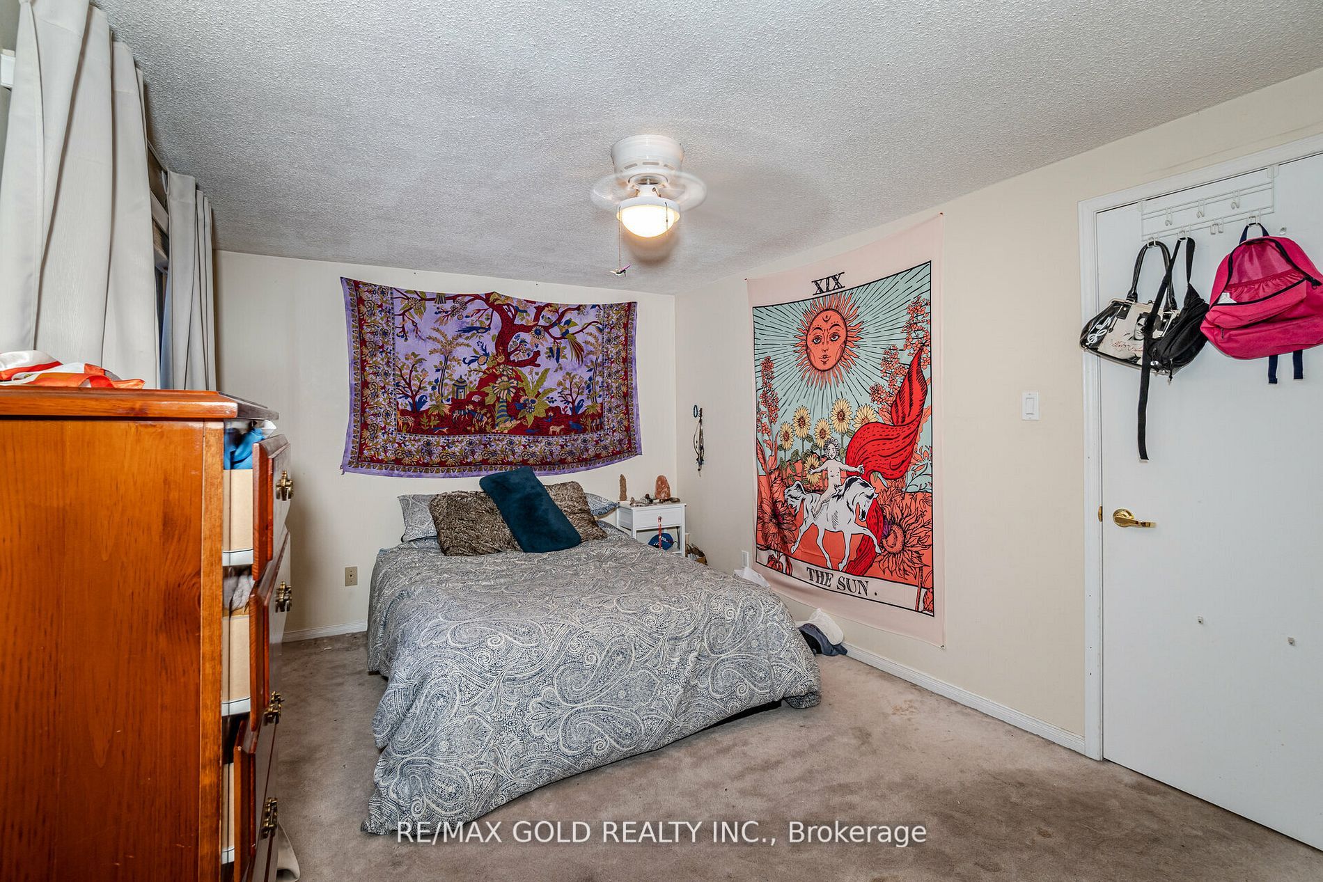 16 Wheatfield Rd