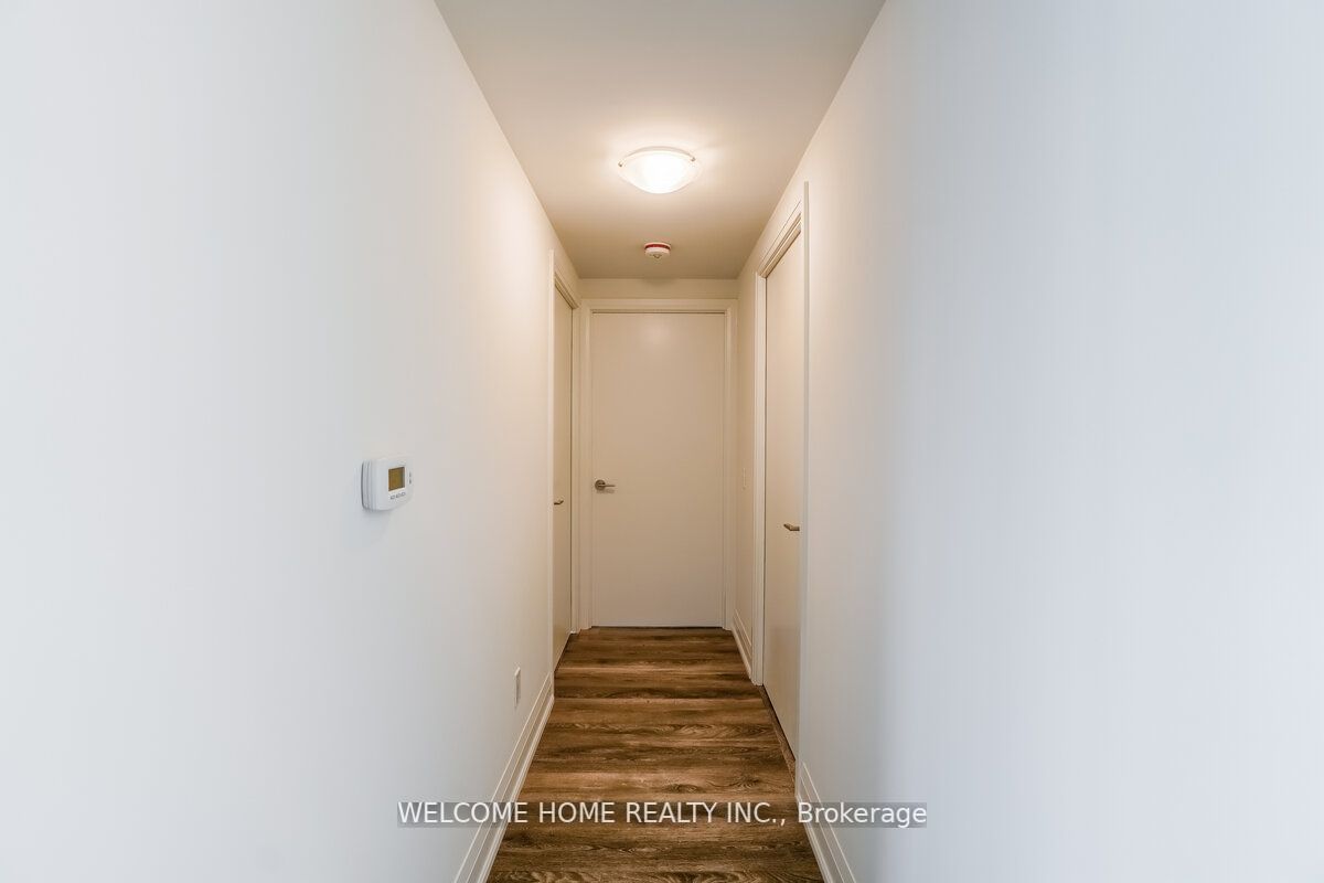 1461 Lawrence Ave W, #704
