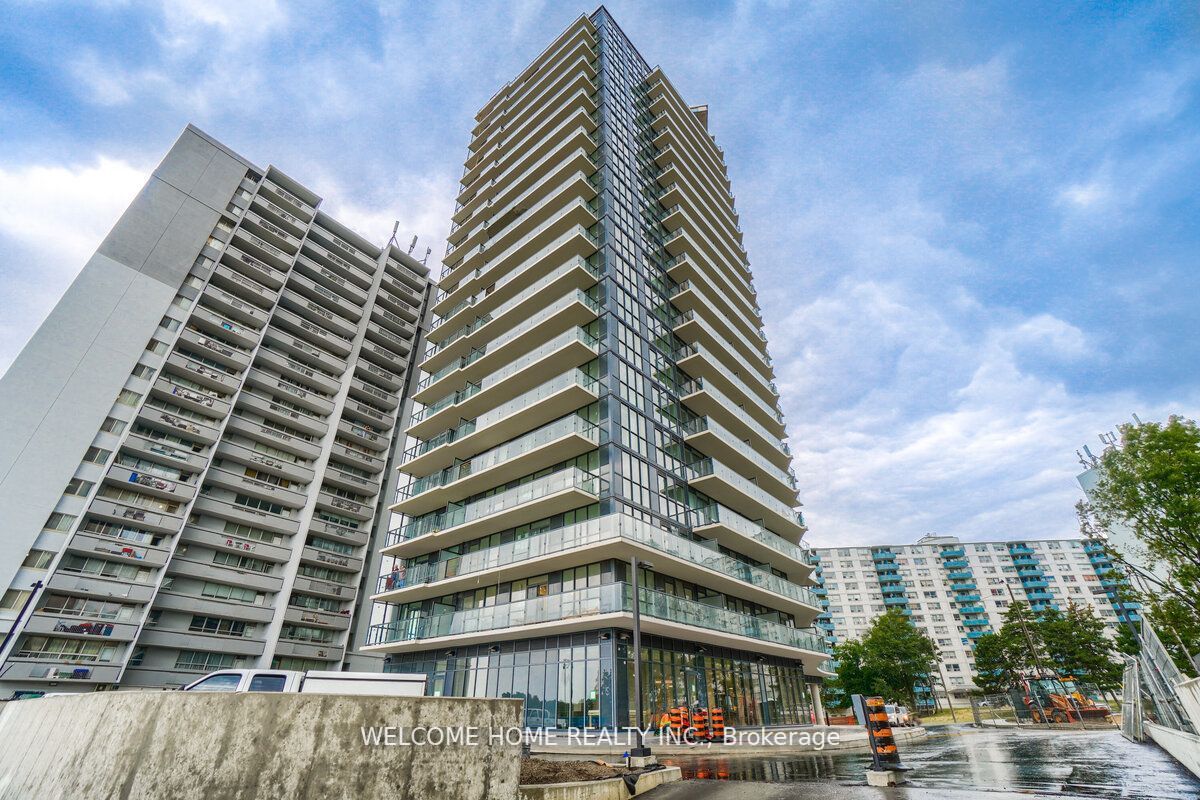1461 Lawrence Ave W, #704