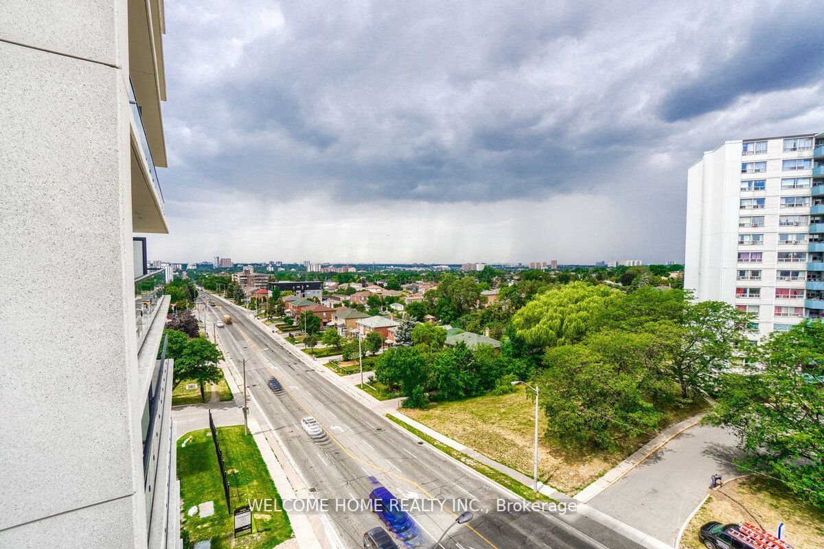 1461 Lawrence Ave W, #704