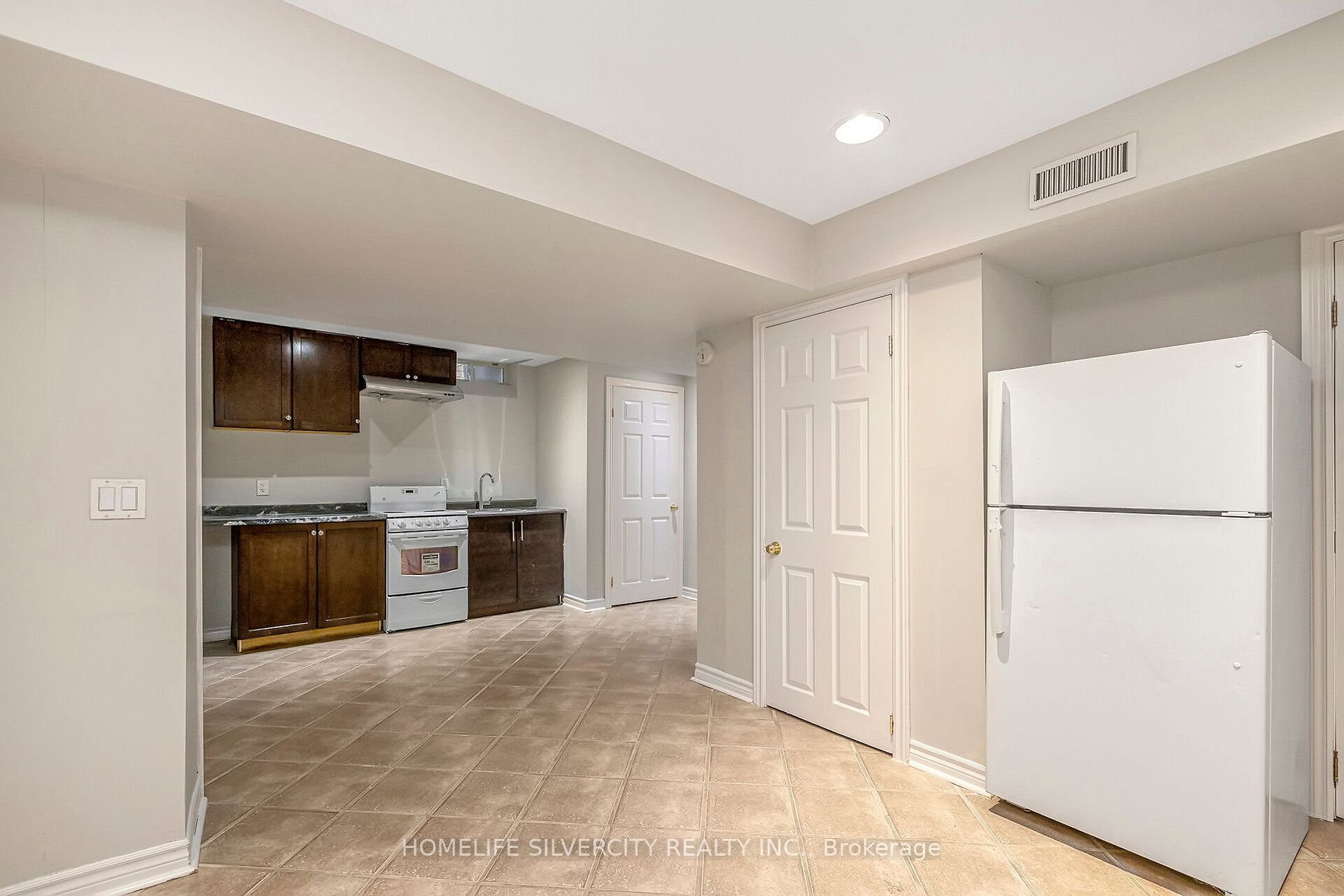 68 Angelucci Dr