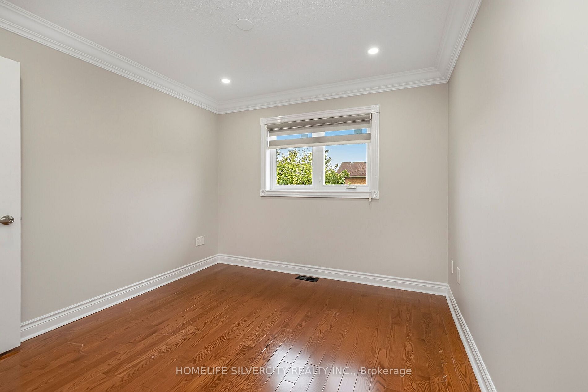 68 Angelucci Dr