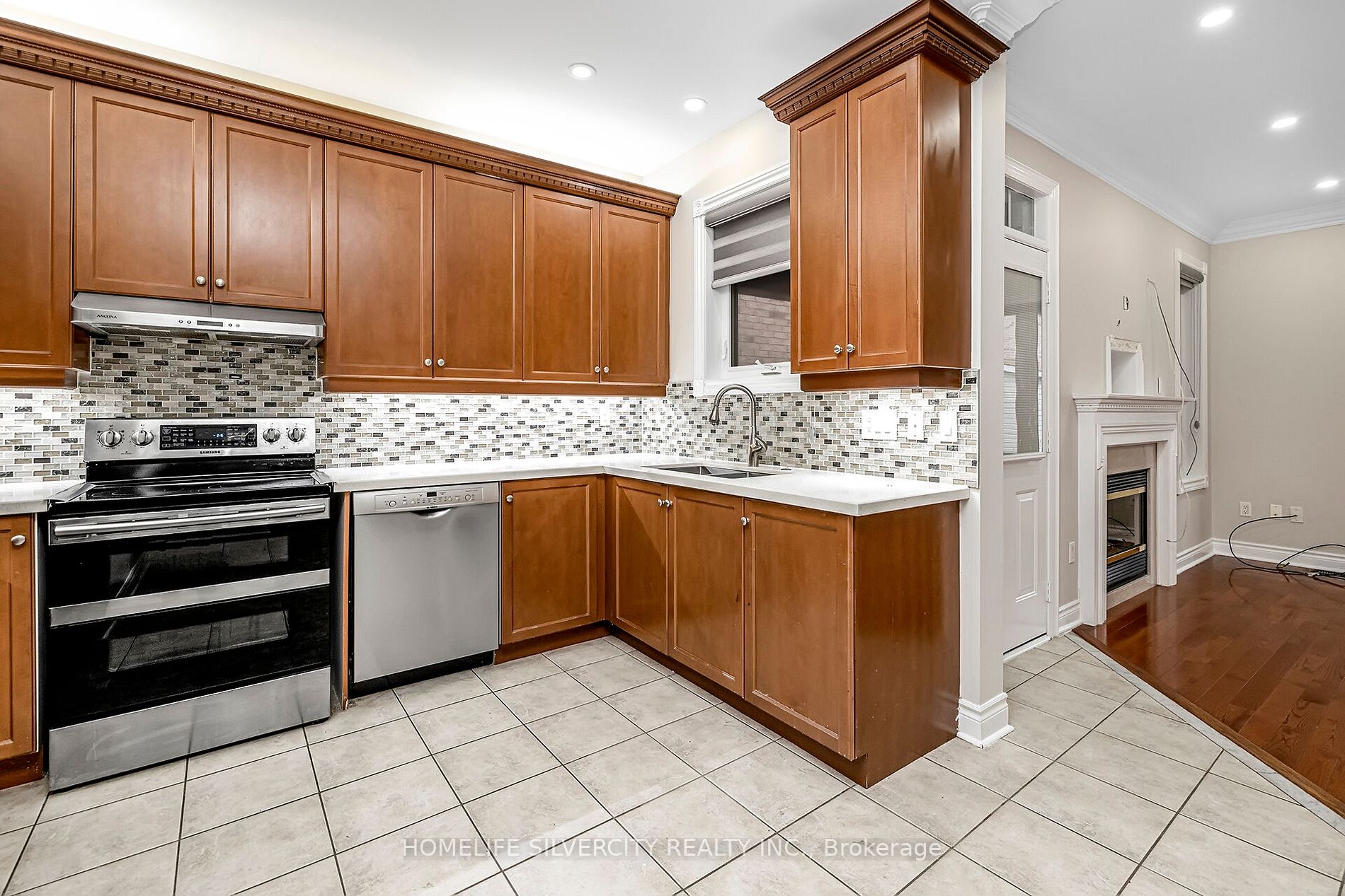 68 Angelucci Dr