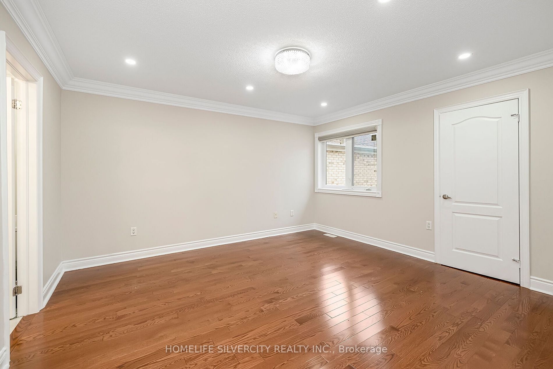 68 Angelucci Dr