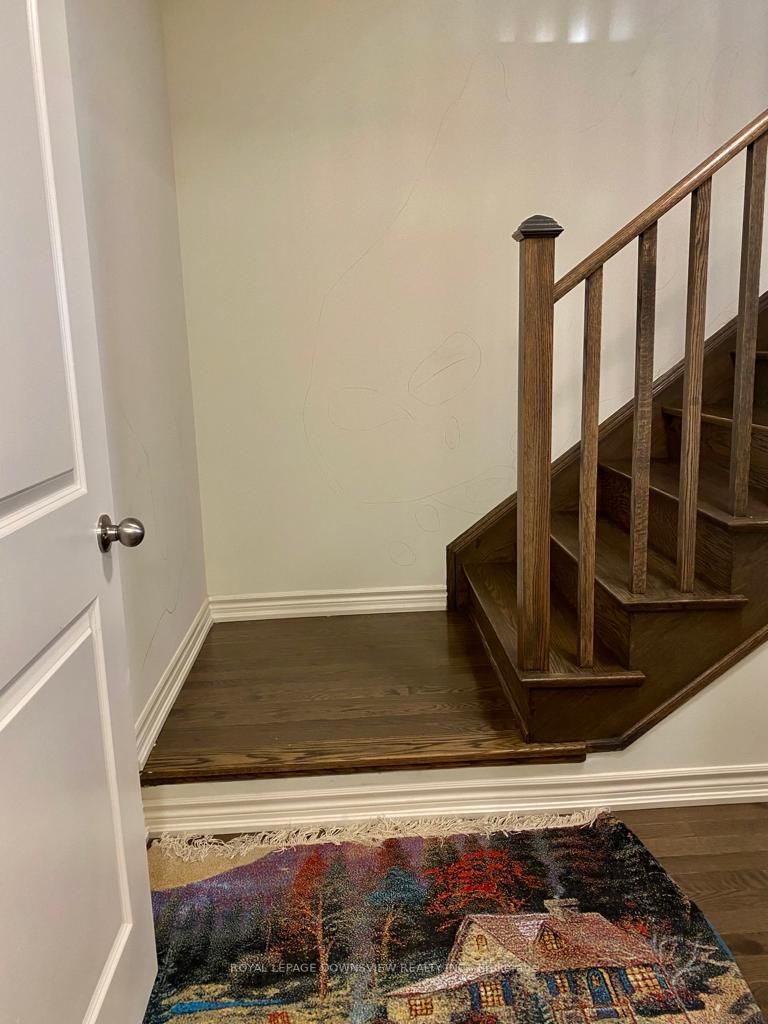 80 Donald Ficht Crescent