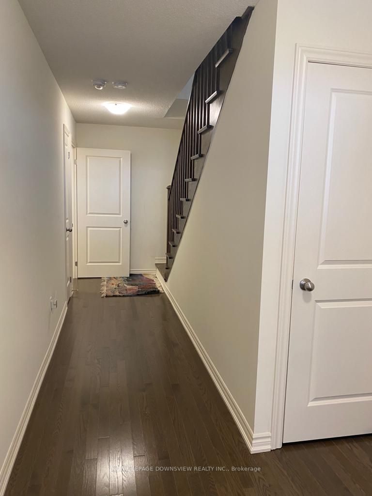 80 Donald Ficht Crescent