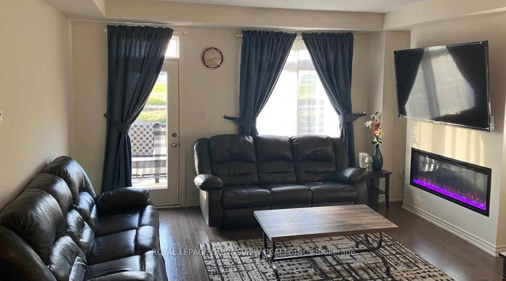 80 Donald Ficht Crescent