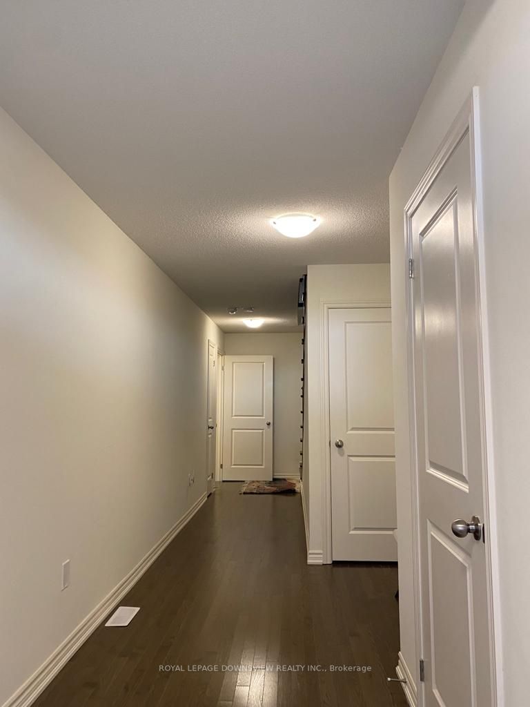 80 Donald Ficht Crescent