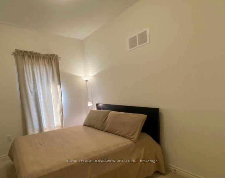 80 Donald Ficht Crescent