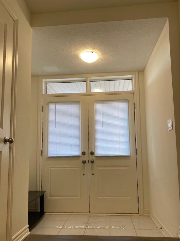 80 Donald Ficht Crescent