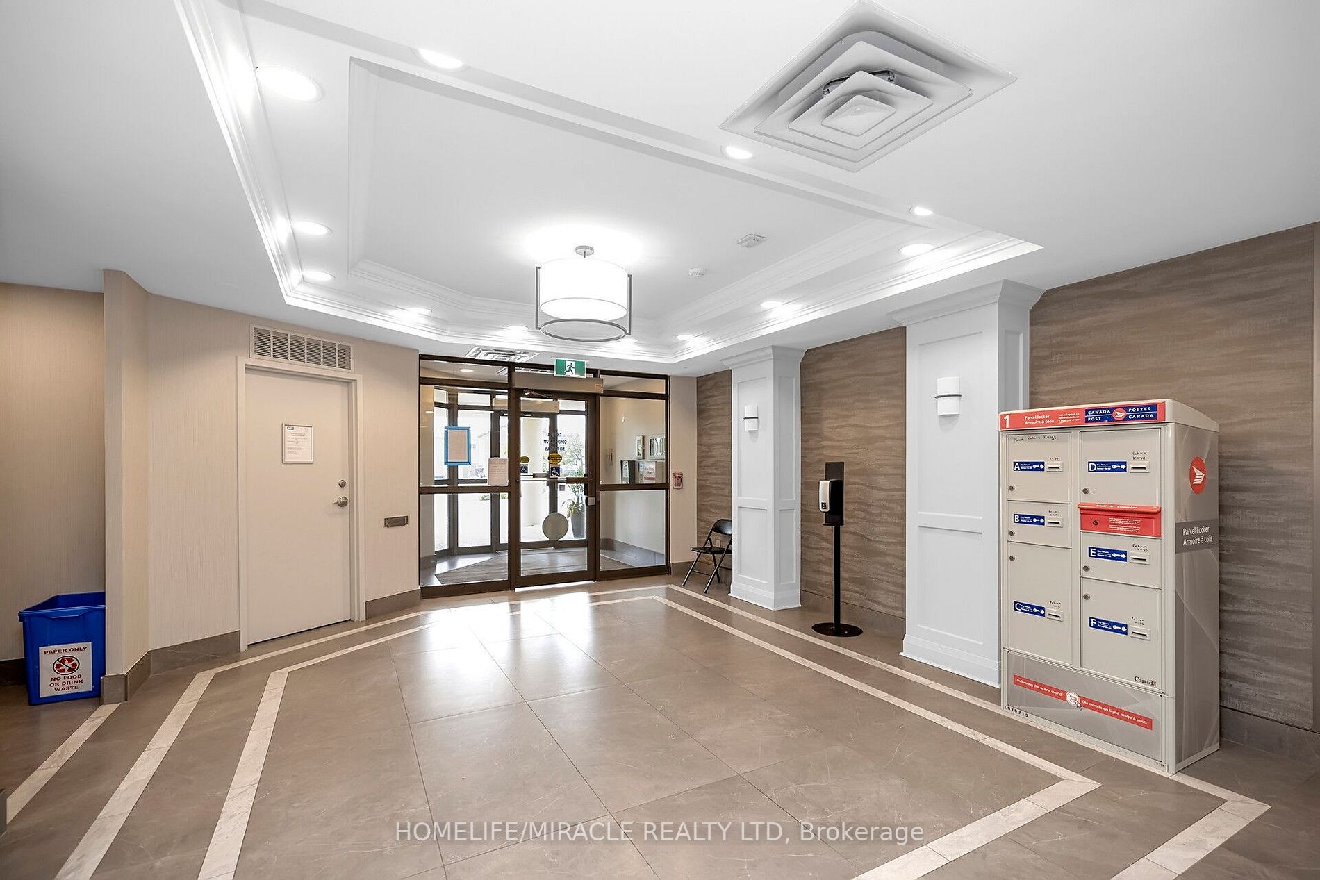 300 Ray Lawson Blvd, #314