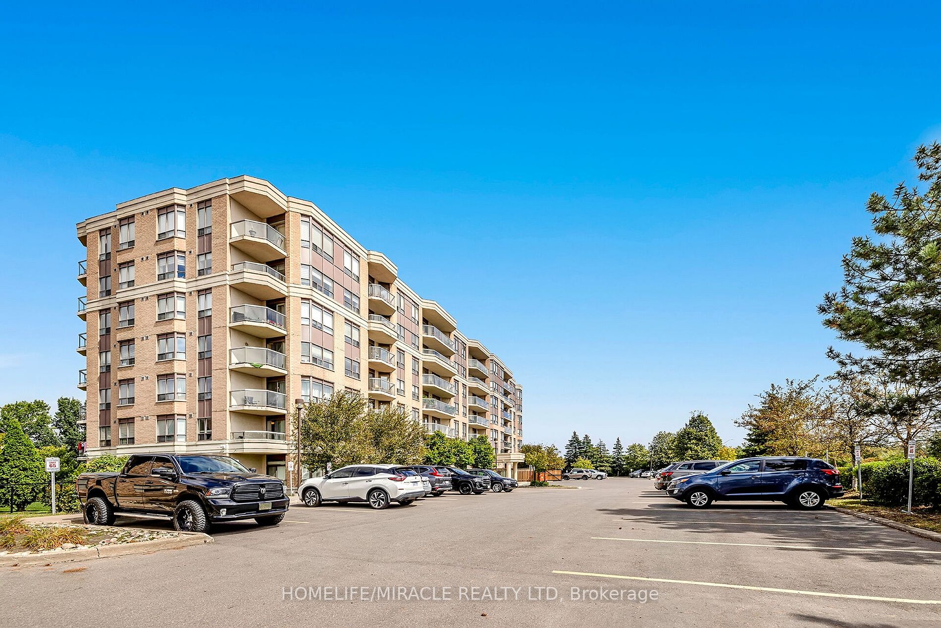 300 Ray Lawson Blvd, #314