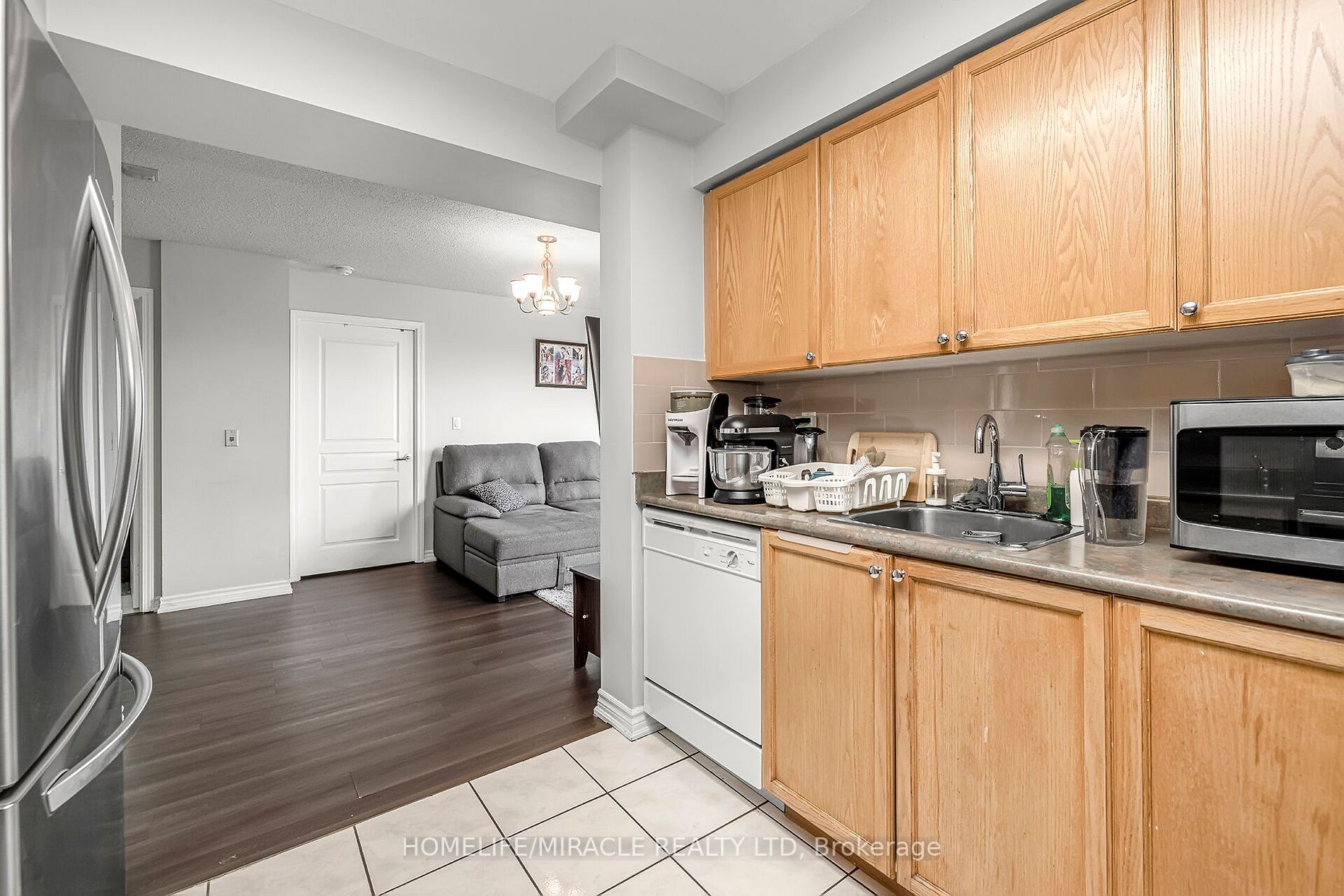 300 Ray Lawson Blvd, #314