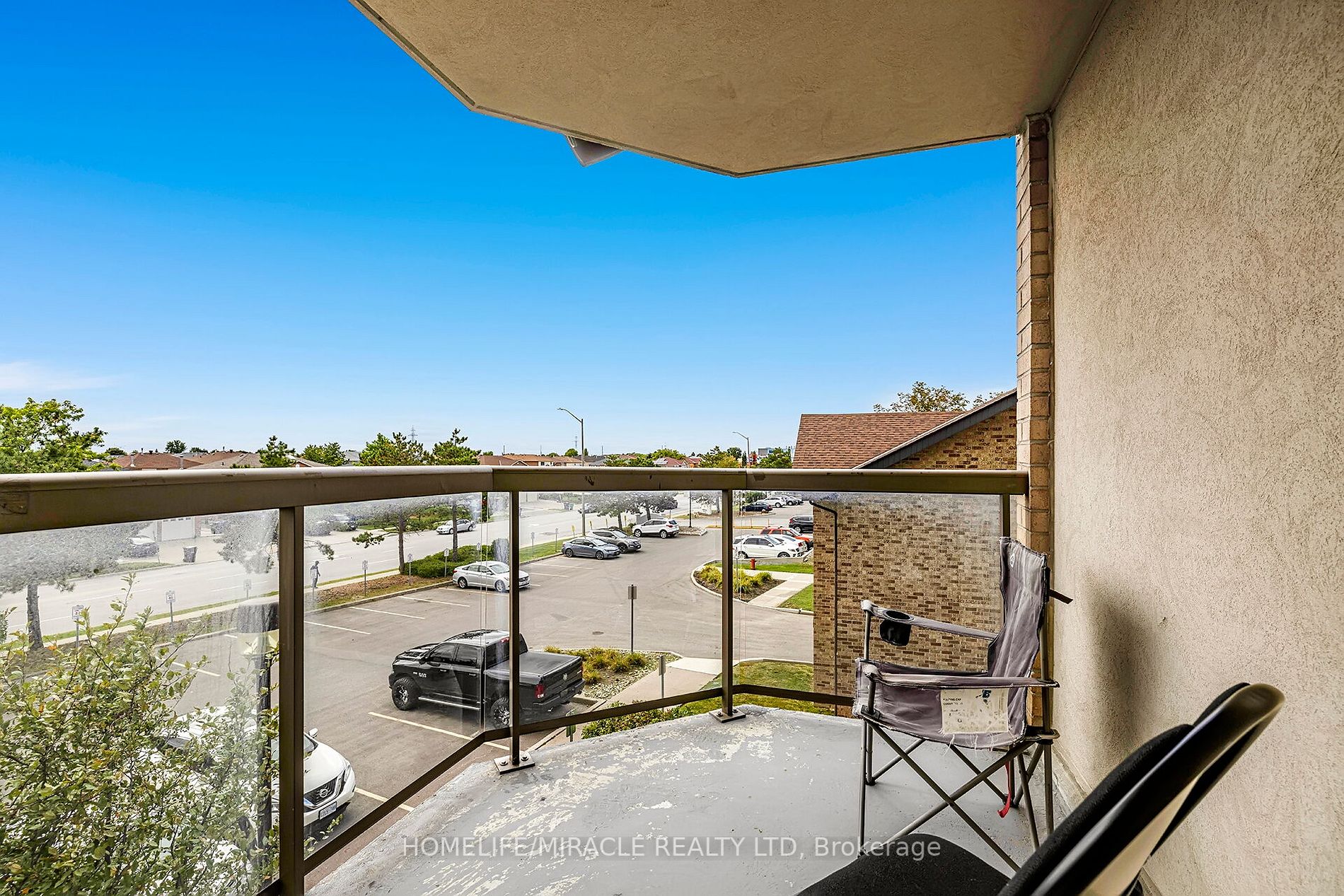 300 Ray Lawson Blvd, #314