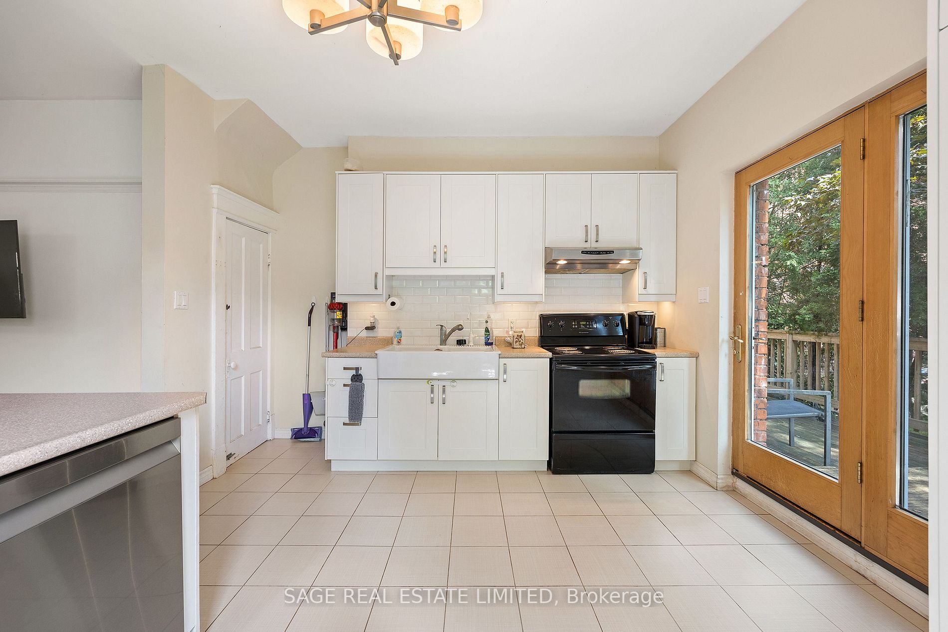 405 Clendenan Ave