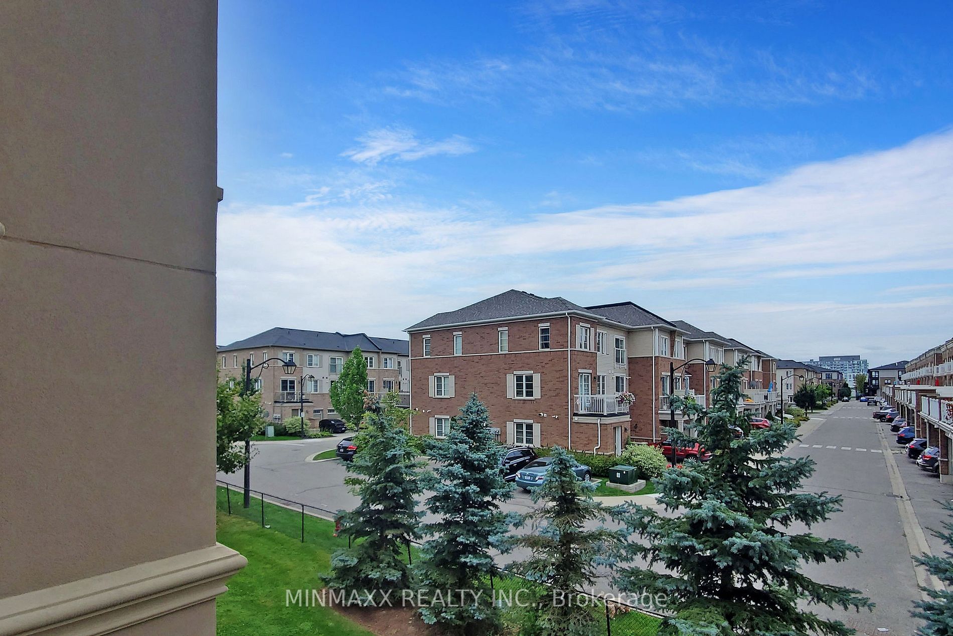 1340 Main St E, #211