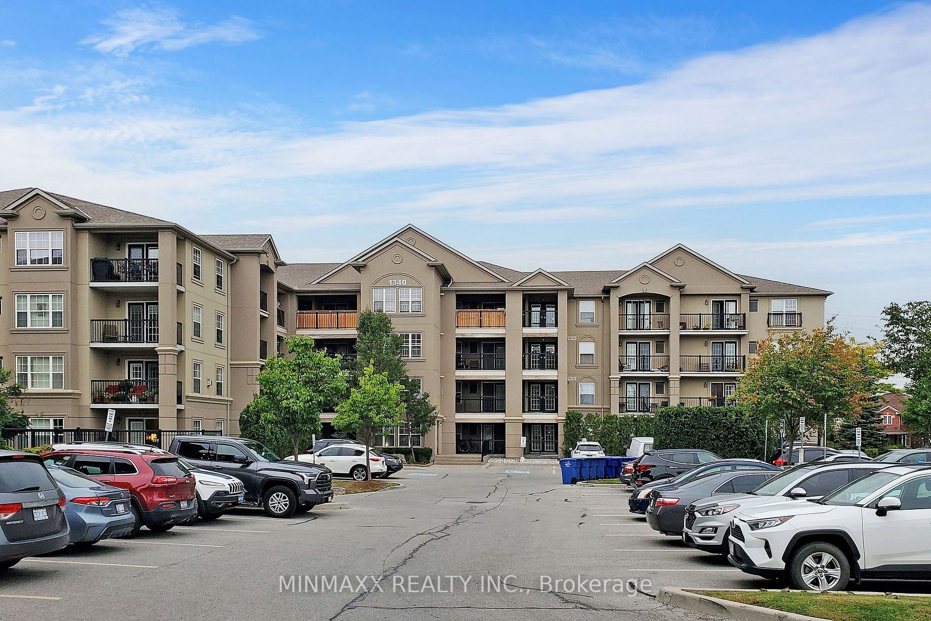 1340 Main St E, #211
