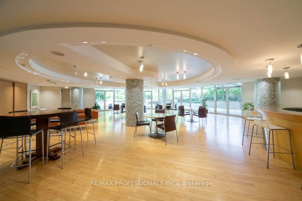 3939 Duke Of York Boulevard, #2505