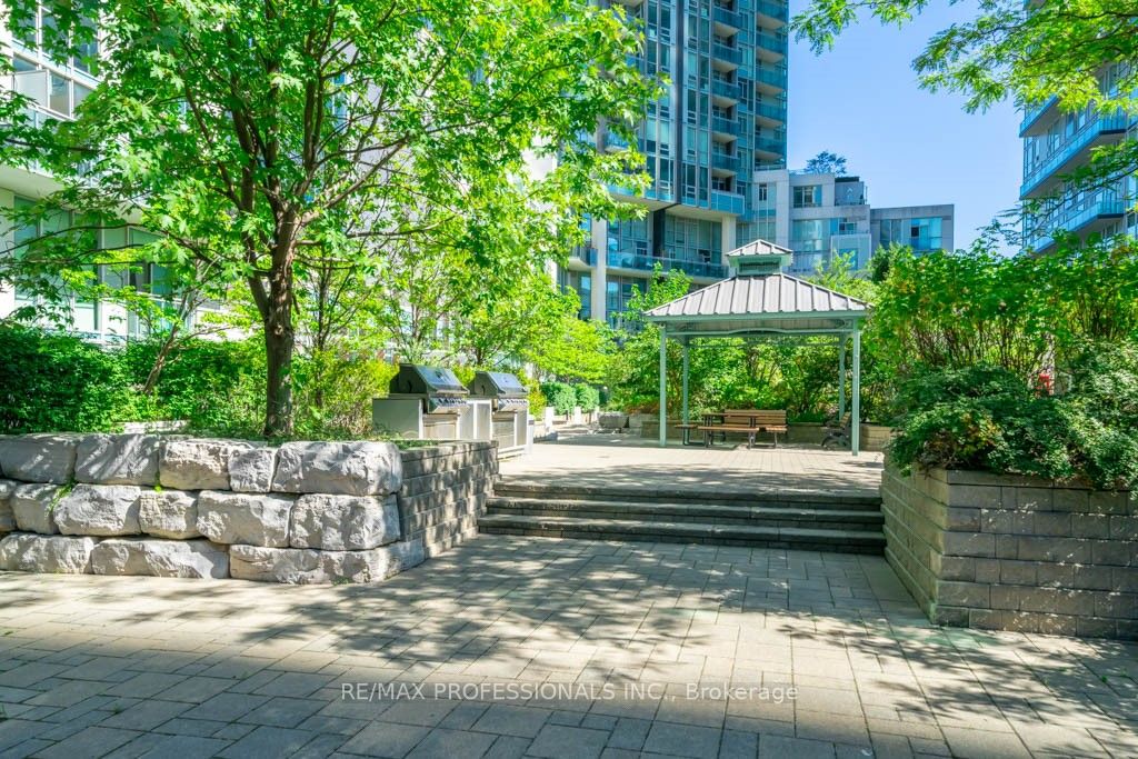 3939 Duke Of York Boulevard, #2505