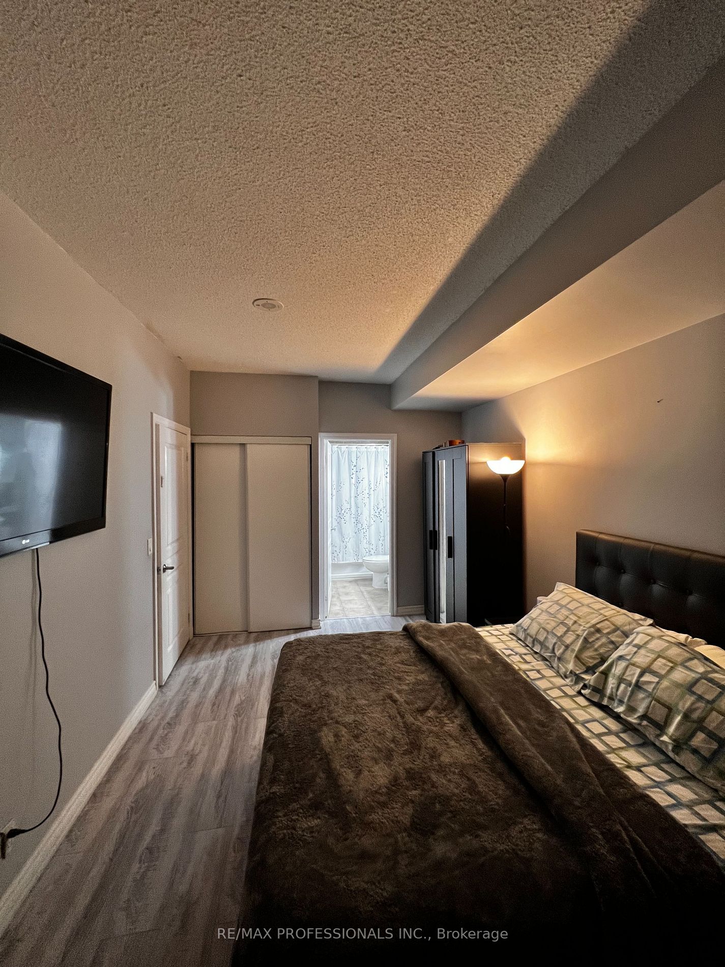 3939 Duke Of York Boulevard, #2505