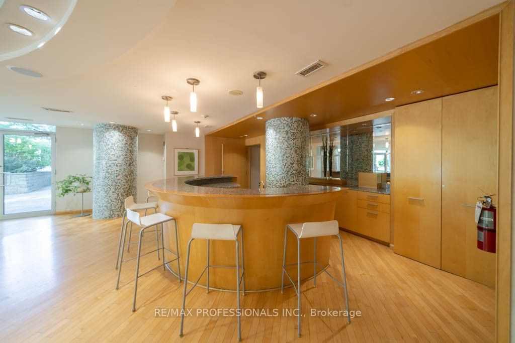 3939 Duke Of York Boulevard, #2505