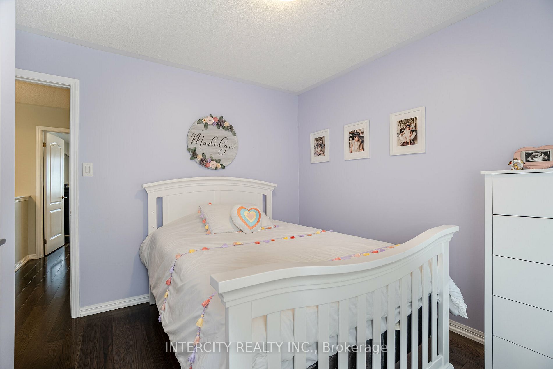 415 Pozbou Cres
