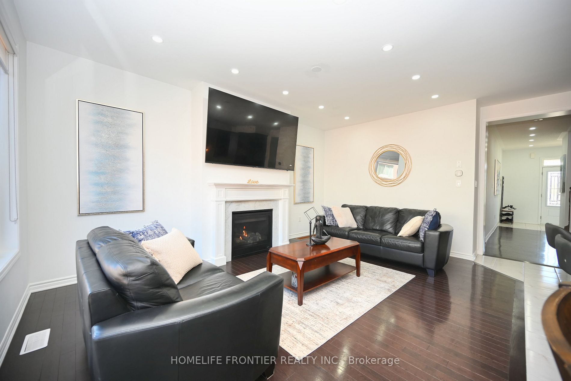921 Chestnut Heights
