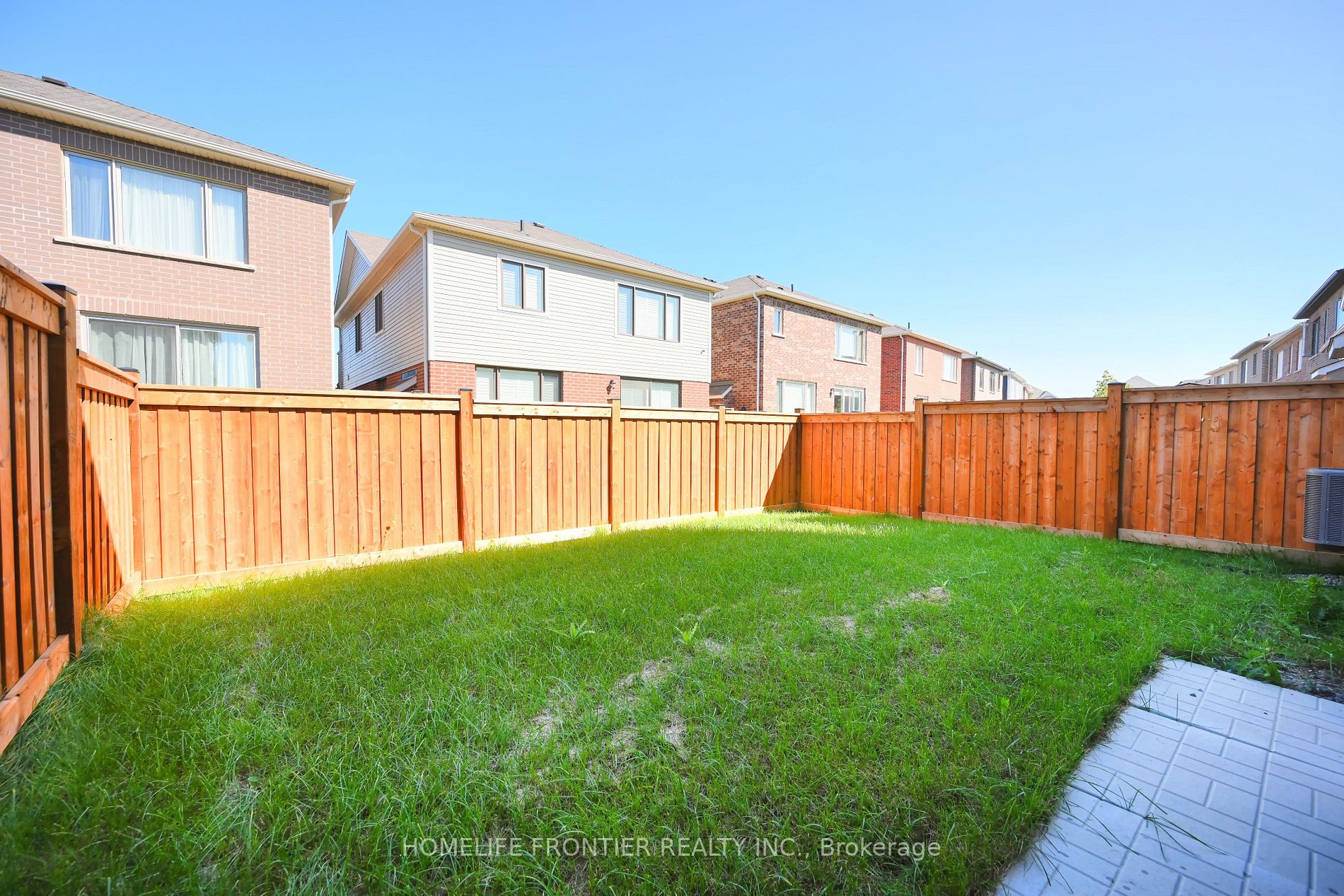 921 Chestnut Heights