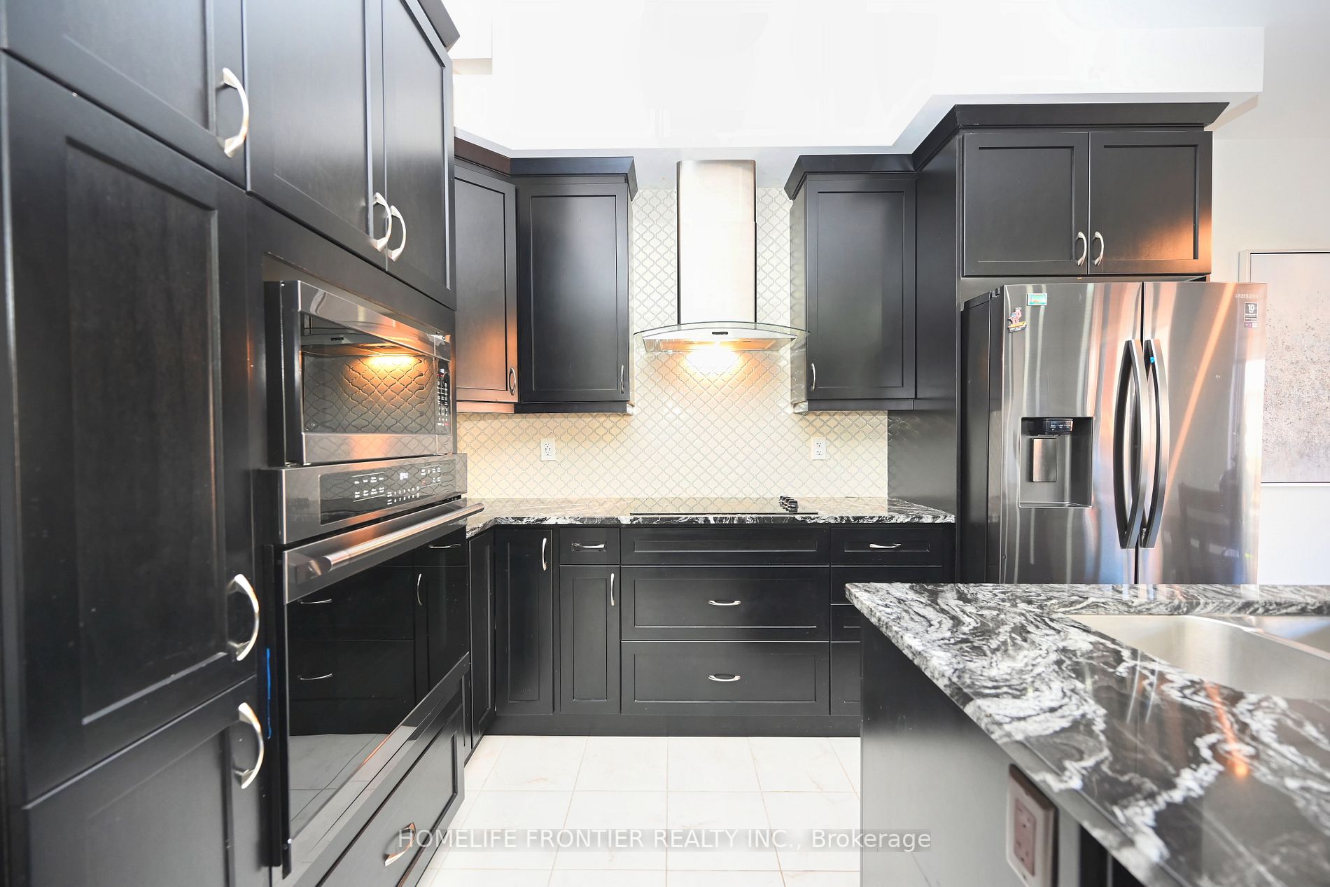 921 Chestnut Heights