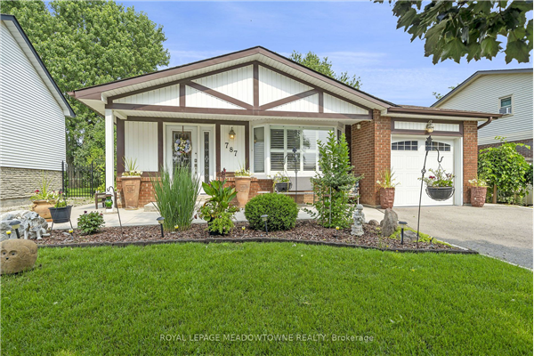 787 Applewood Cres, Milton