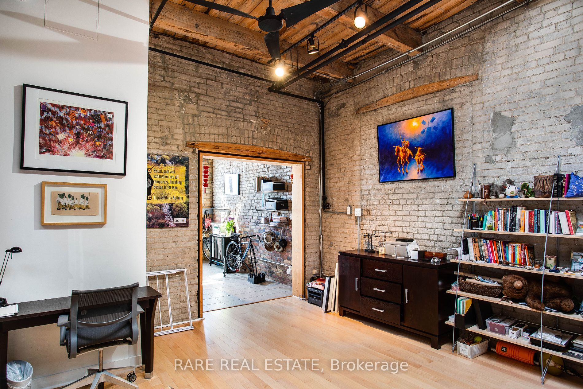347 Sorauren Ave, #123