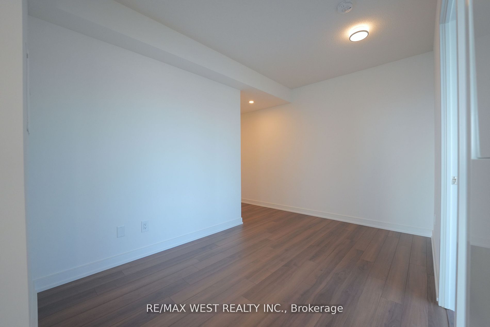 30 Samuel Wood Way, #1410
