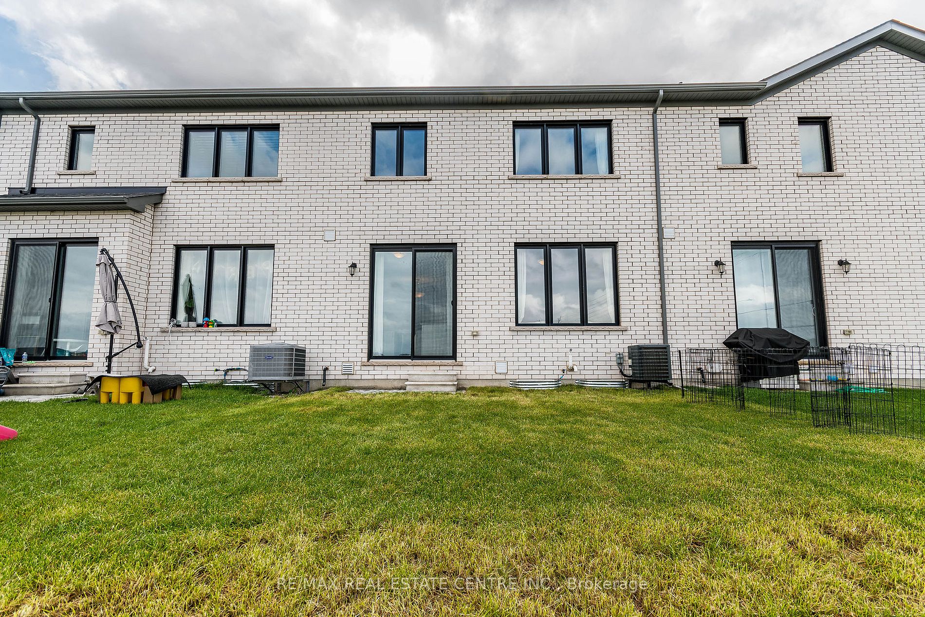 493 Gordon Krantz Ave