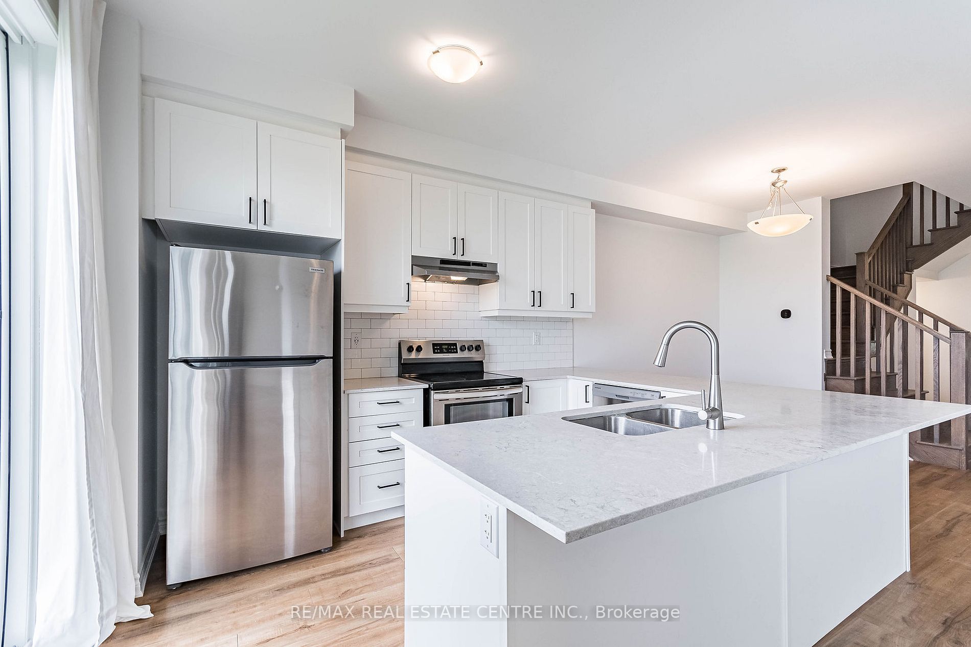 493 Gordon Krantz Ave