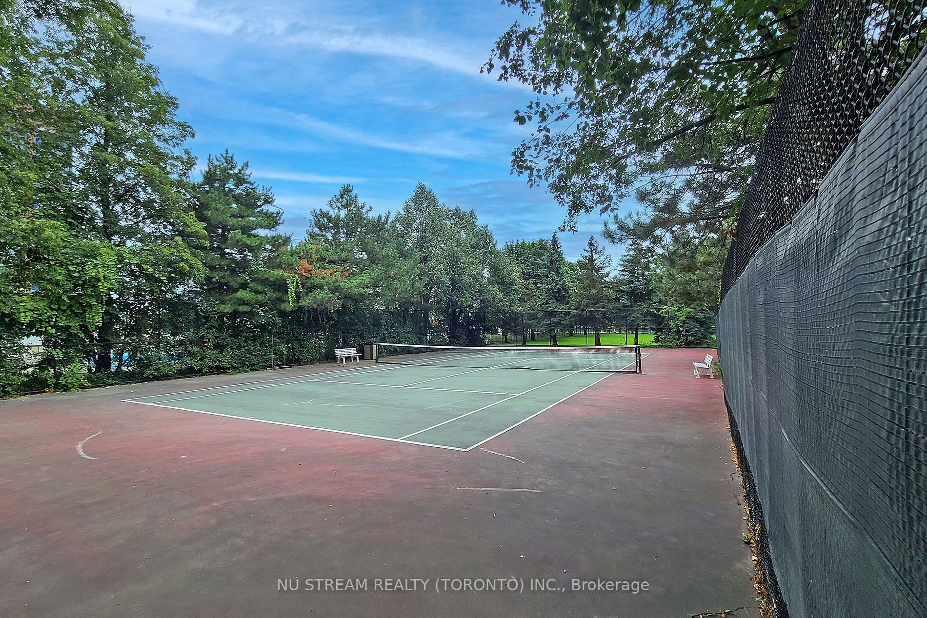 330 Rathburn Rd W, #1001