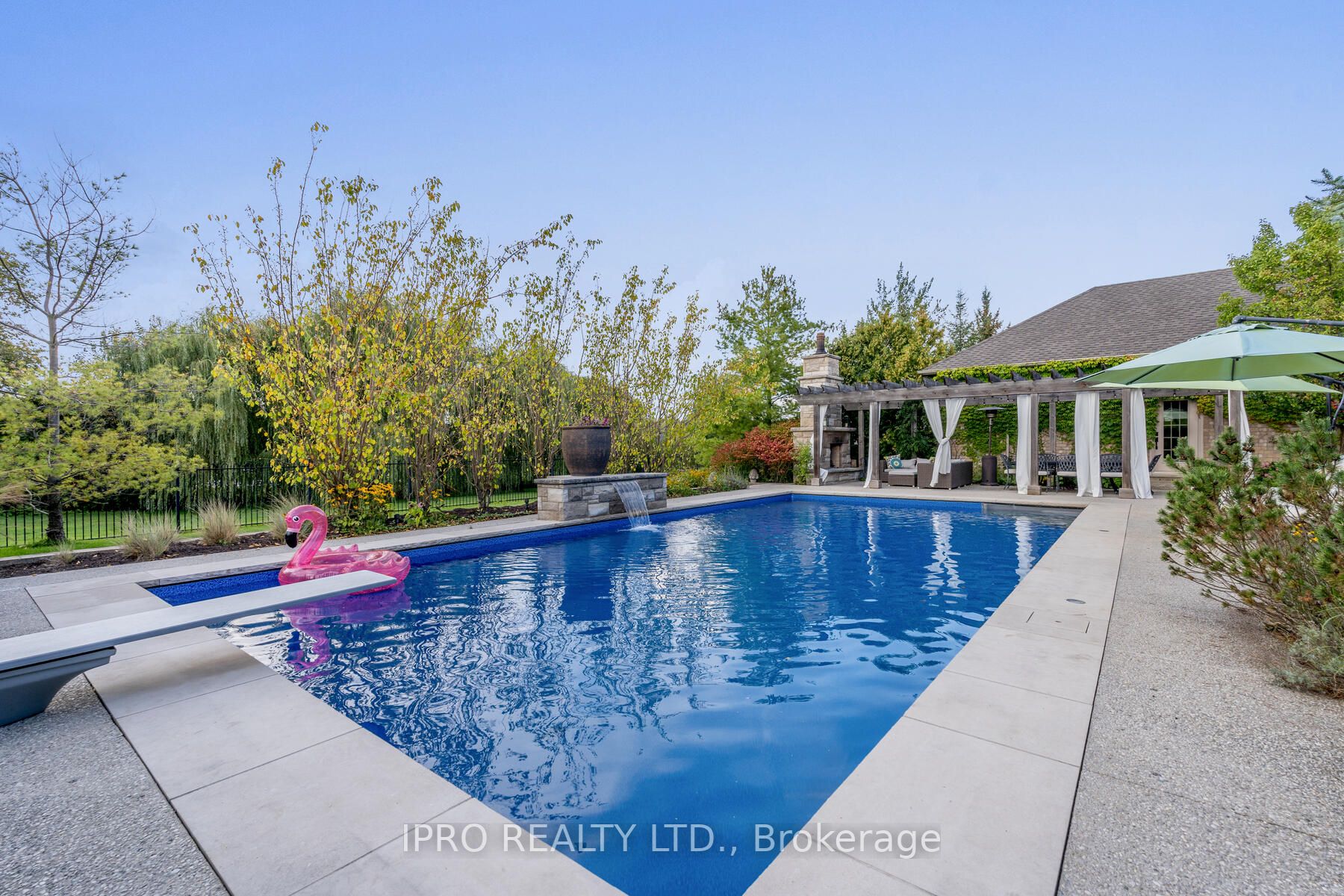 3145 Mcphail Way