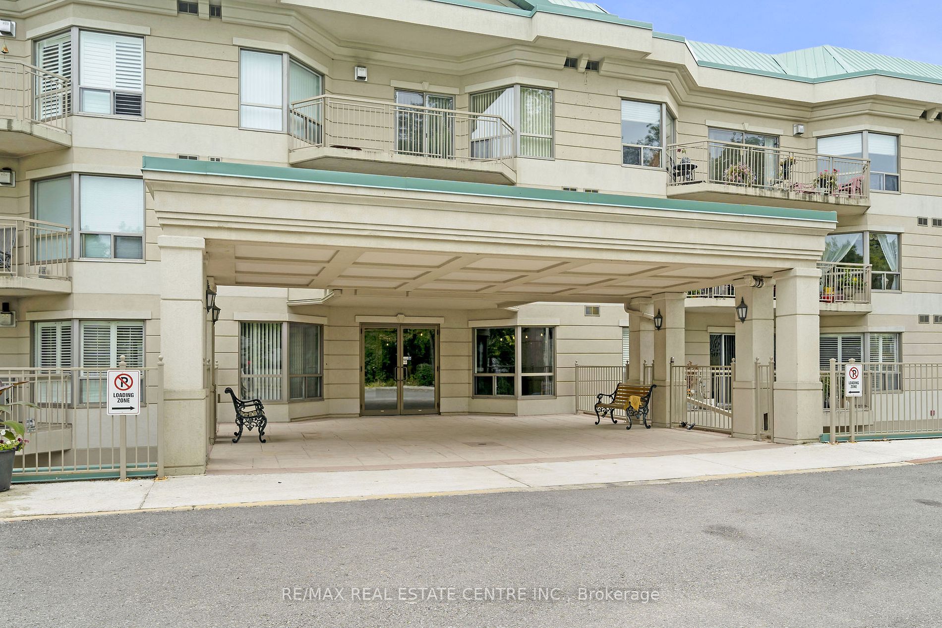 Listing W6809502 - Large Photo # 1