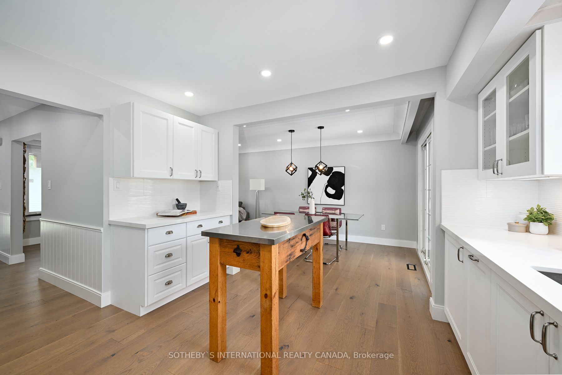 2142 Meadowbrook Rd