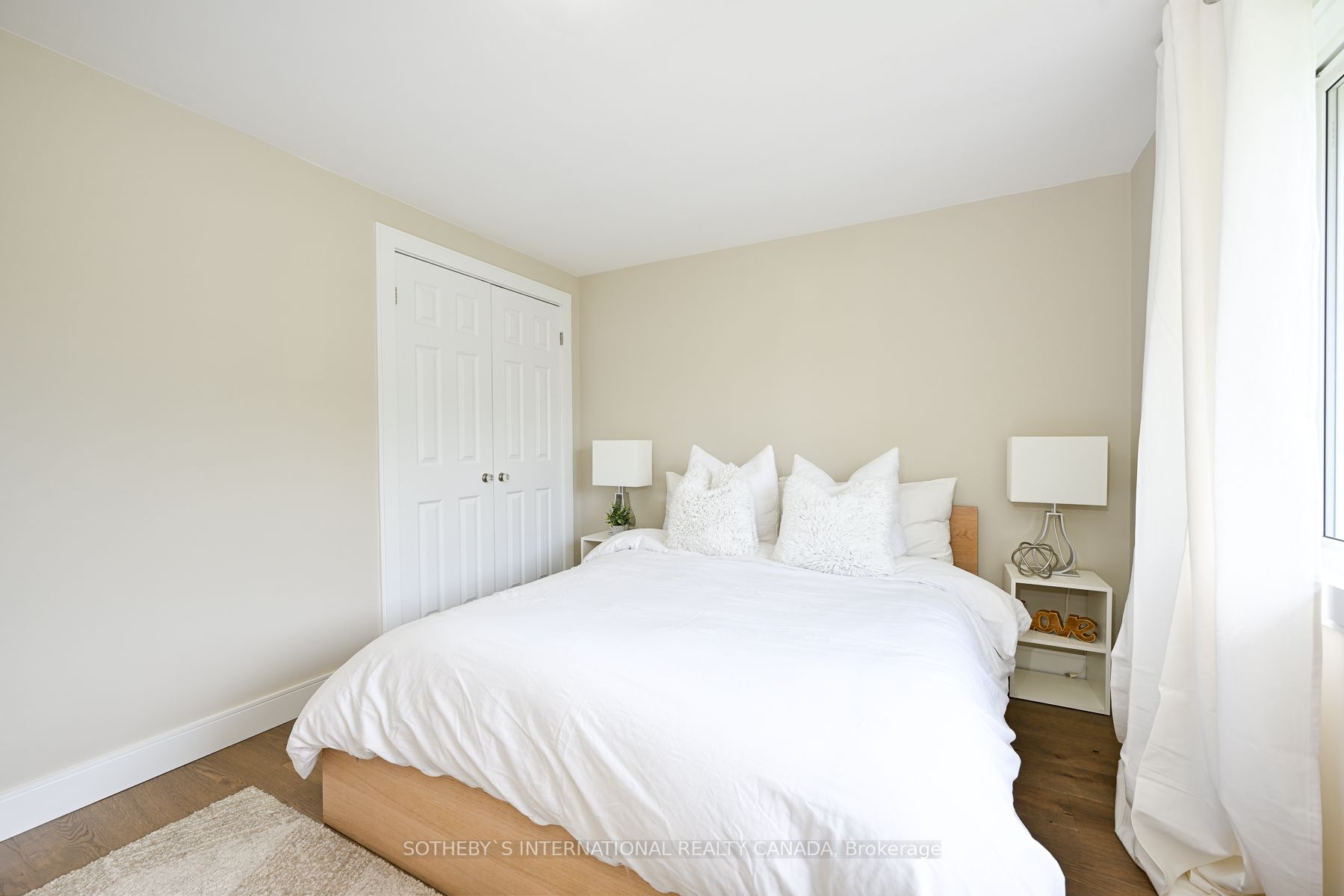 2142 Meadowbrook Rd